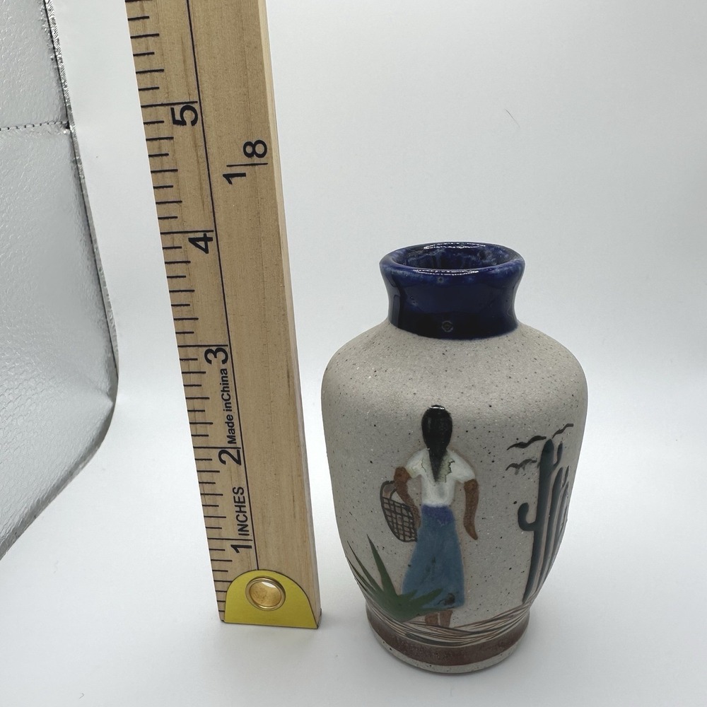 Mexico Pottery Bud Vase Hand Painted Desert Scene Blue Rim Small - Picture 7 of 7